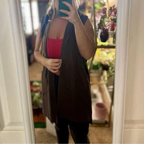 Coco + Carmen Brown Knit Sleeveless Hooded Cardigan - Picture 1 of 7